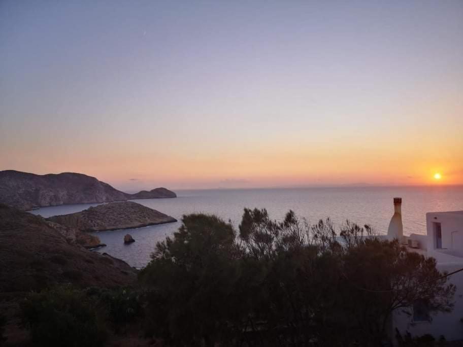 Syros Apartments Suites Chryssonisos Kini מראה חיצוני תמונה
