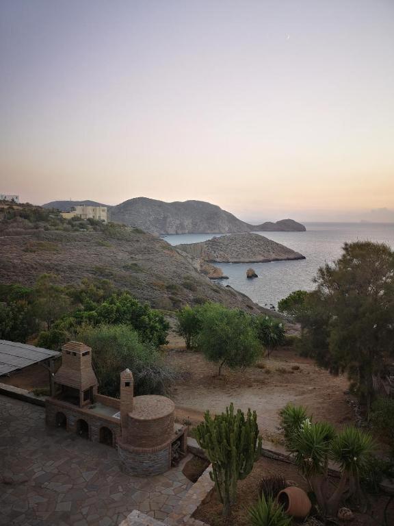 Syros Apartments Suites Chryssonisos Kini מראה חיצוני תמונה