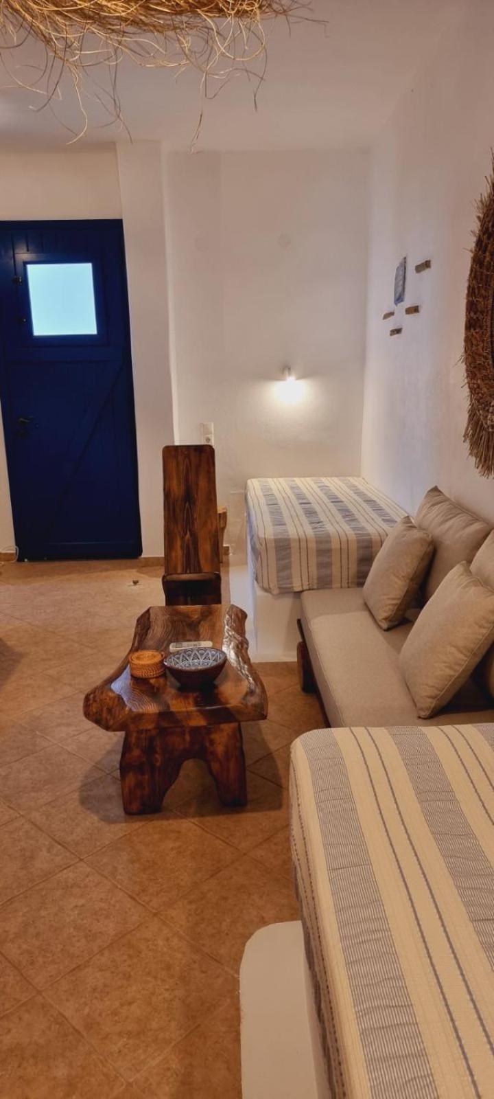 Syros Apartments Suites Chryssonisos Kini מראה חיצוני תמונה