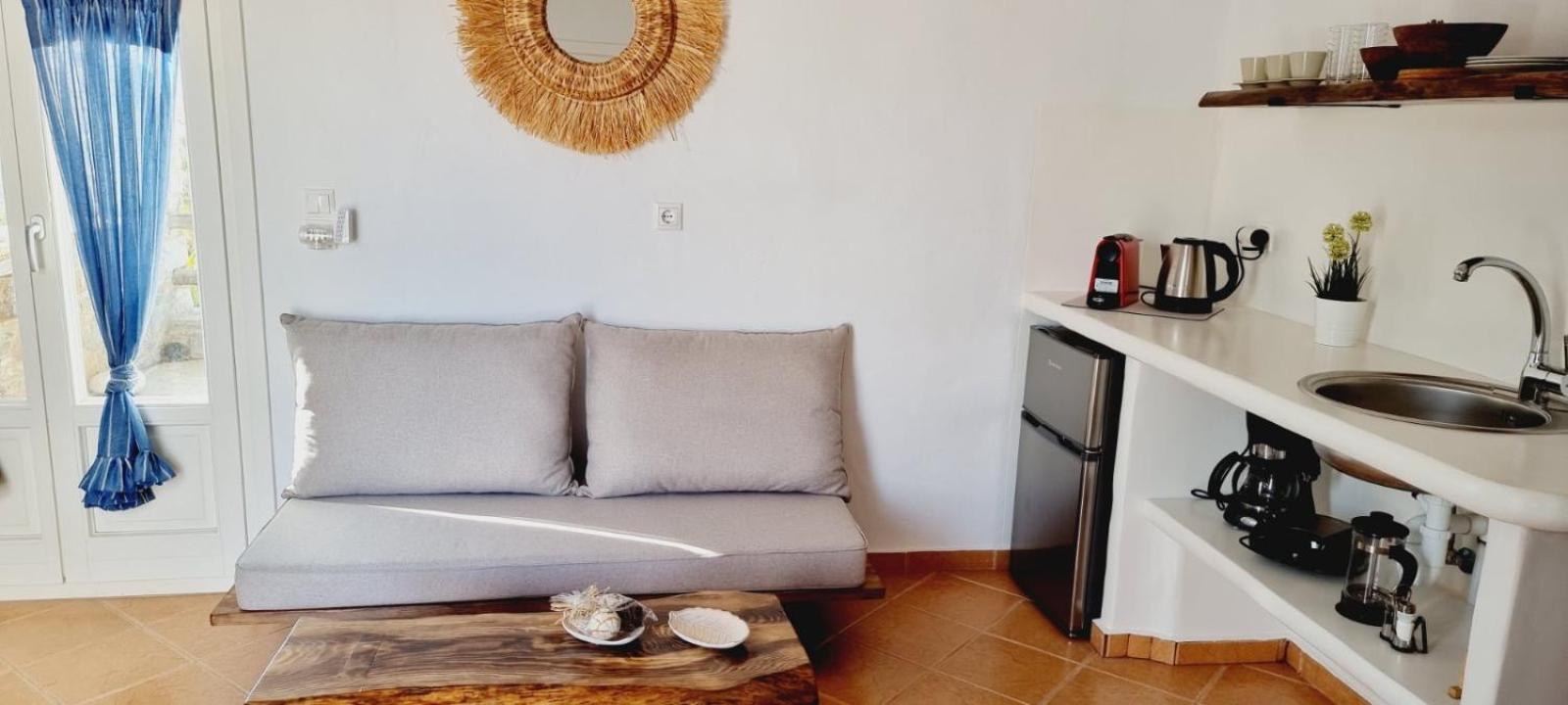 Syros Apartments Suites Chryssonisos Kini מראה חיצוני תמונה