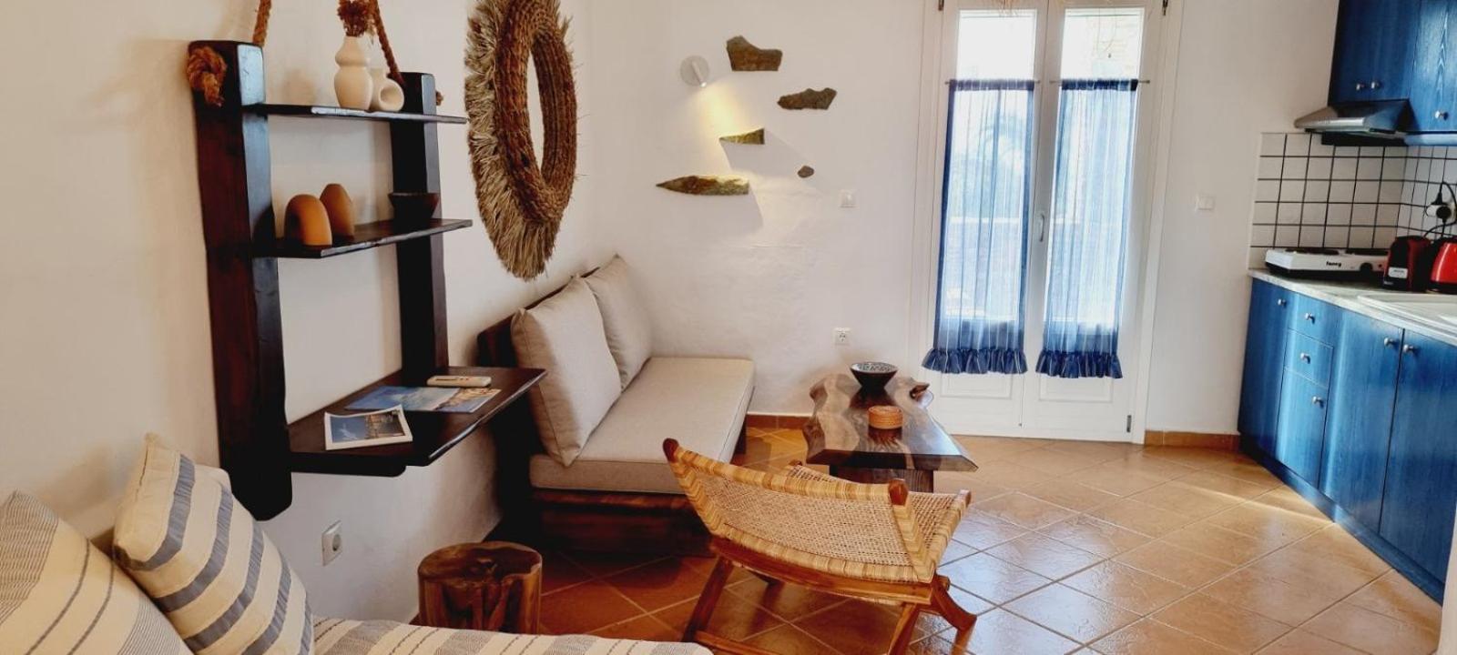 Syros Apartments Suites Chryssonisos Kini מראה חיצוני תמונה